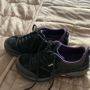 Dansko sneakers size 37